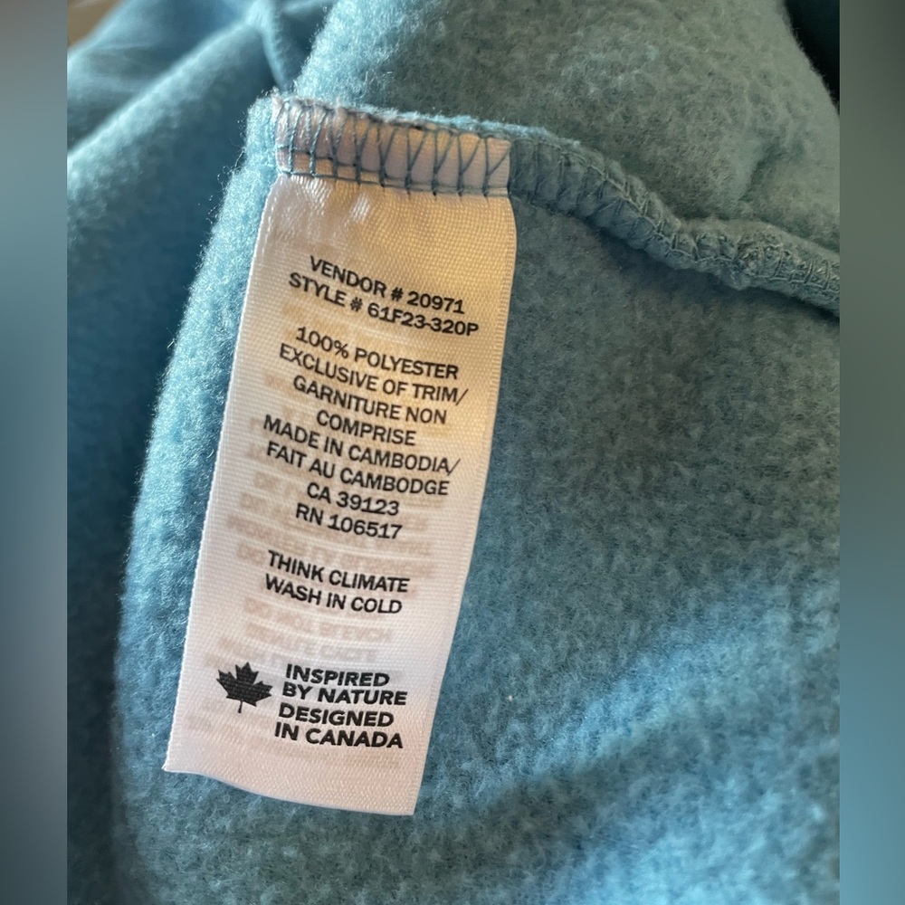 Women’s Fleecy Blue Jay Jacket ( medium petite ) - Picture 2 of 5